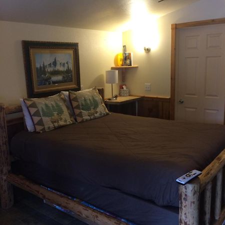 Hotel Lolo Hot Springs Chambre photo