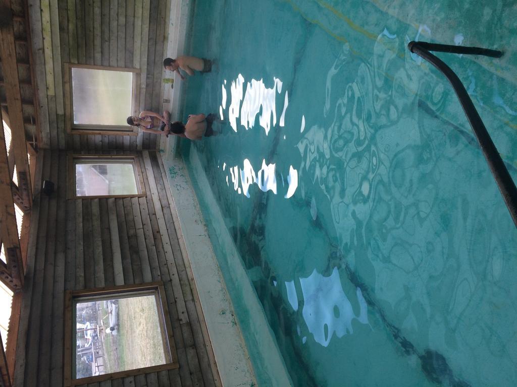 Hotel Lolo Hot Springs Extérieur photo