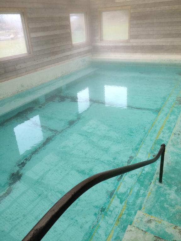 Hotel Lolo Hot Springs Extérieur photo